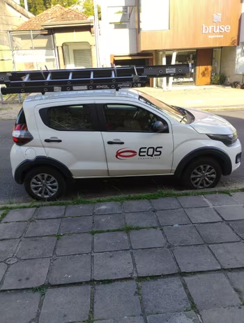 Exemplo Lateral esquerda do veiculo